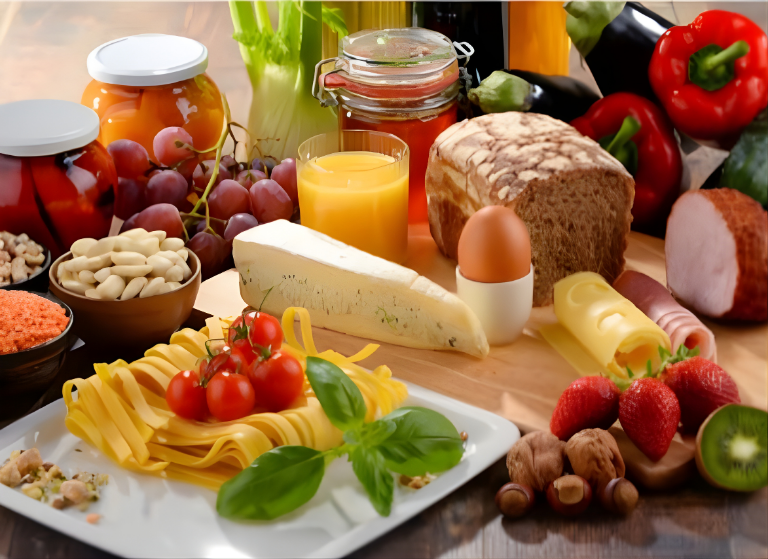 Platos de comida saludable con ingredientes frescos y naturales de temporada preparados por SIRCS